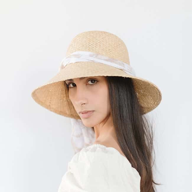 Dome Crown Reisehut aus Raffia-Stroh