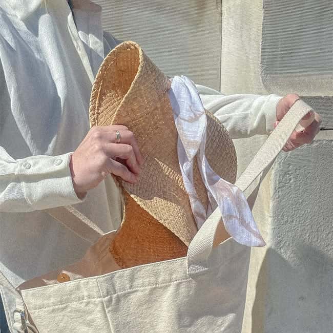 Dome Crown Reisehut aus Raffia-Stroh